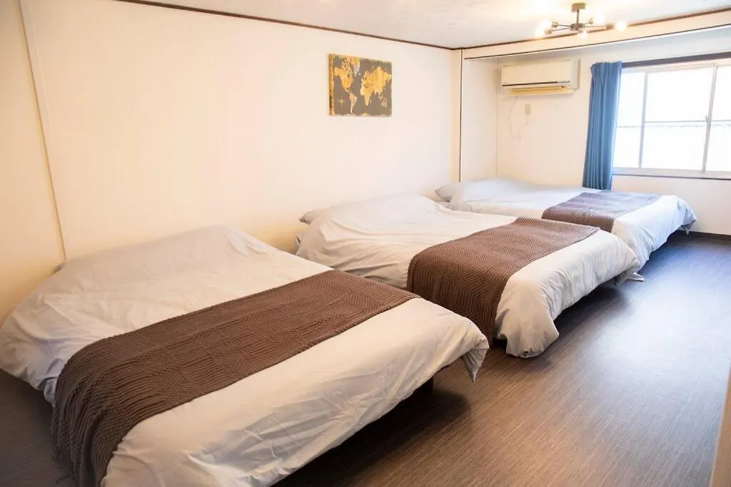大正 Guest House! Usjと心斎橋へアクセス抜群!京セラドーム近くの大正駅徒歩5分!12人宿泊可能!一軒家貸切! Osaka 0*,  Japonya