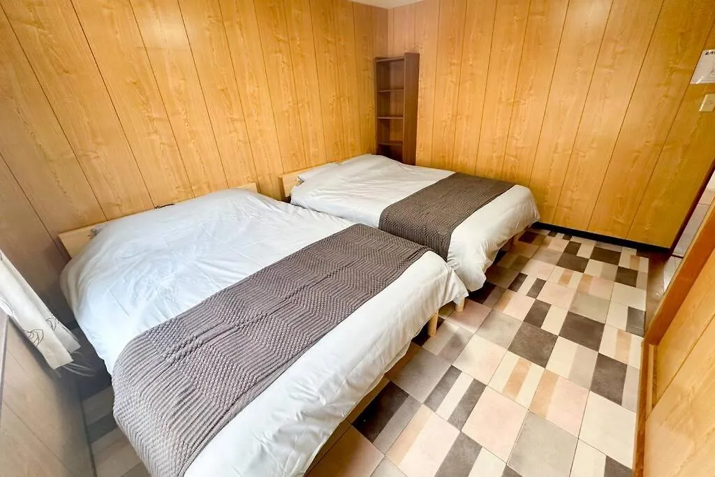 大正 Guest House! Usjと心斎橋へアクセス抜群!京セラドーム近くの大正駅徒歩5分!12人宿泊可能!一軒家貸切! Osaka Villa