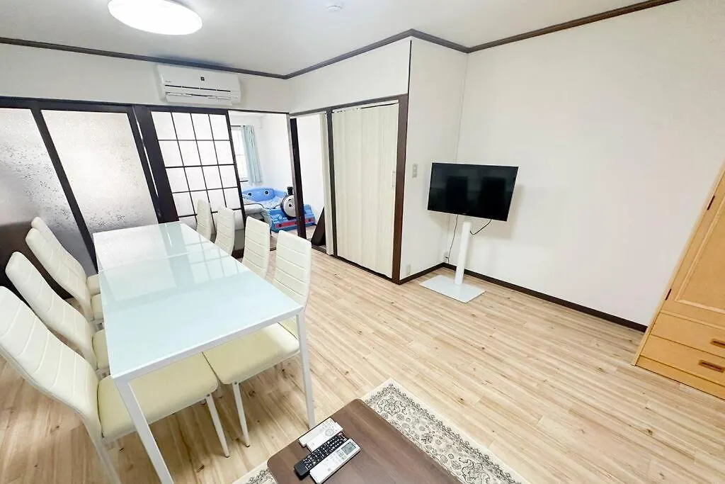 Villa 大正 Guest House! Usjと心斎橋へアクセス抜群!京セラドーム近くの大正駅徒歩5分!12人宿泊可能!一軒家貸切! Osaka